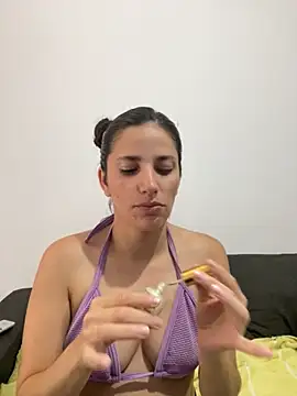 Snapshot of Marestrella-25 chatting on 03-30-26, 04:08 Marestrella-25 online show from 03-30-26, 04:08