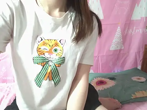 Snapshot of Nor6868 chatting on 02-25-26, 12:27 Nor6868 online show from 02-25-26, 12:27