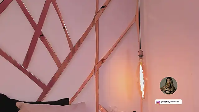 Sophie-velvet online show from 02-28-26, 08:19