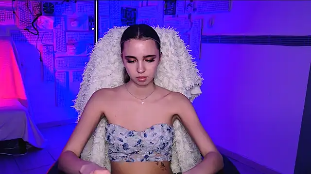 KimPorins online show from 02-08-26, 03:43