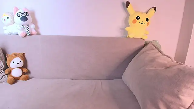 Snapshot of minji_snow chatting on 02-21-26, 01:24 minji snow online show from 02-21-26, 01:24