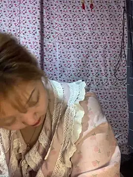 Snapshot of Samsam-006 chatting on 02-05-26, 02:51 Samsam-006 online show from 02-05-26, 02:51