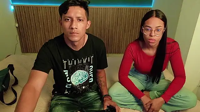 Violet and Dylan online show from 12-15-25, 12:11