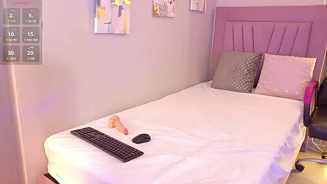 miacarterr  online show from 01-09-26, 12:23