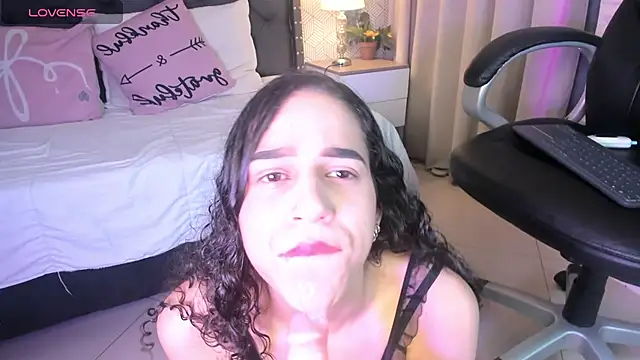 ariana  rosse online show from 05-15-26, 03:26