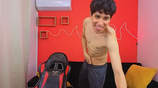 Neo Twink online show from 05-01-26, 07:08