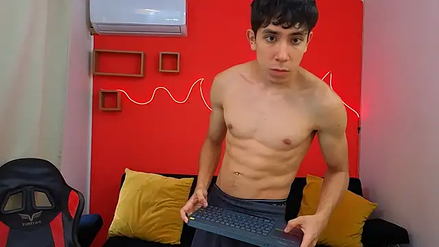 Neo Twink online show from 06-14-26, 04:19