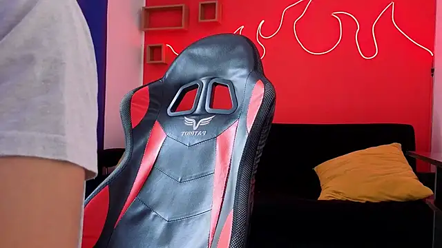 Neo Twink online show from 03-25-26, 07:02