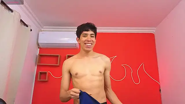 Neo Twink online show from 04-17-26, 07:06