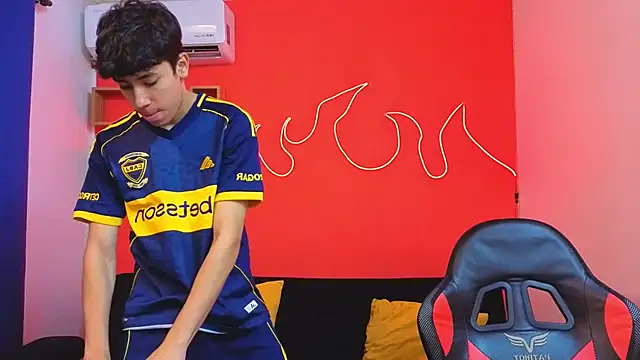 Neo Twink online show from 02-22-26, 01:24