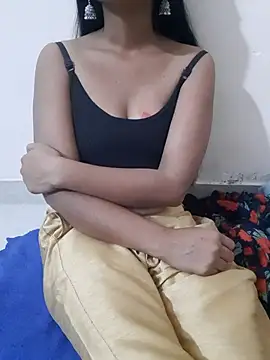 Snapshot of Riya_rani8 chatting on 12-14-25, 08:09 Riya rani8 online show from 12-14-25, 08:09