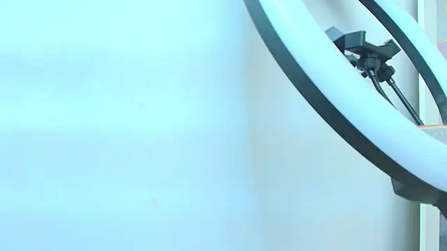 AprillRoss online show from 12-20-25, 12:30