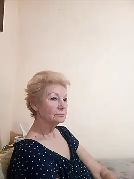 Calypso-Loove online show from 05-14-26, 01:52