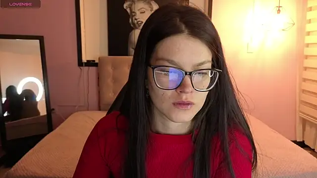 Sara valderrama  online show from 04-07-26, 12:40