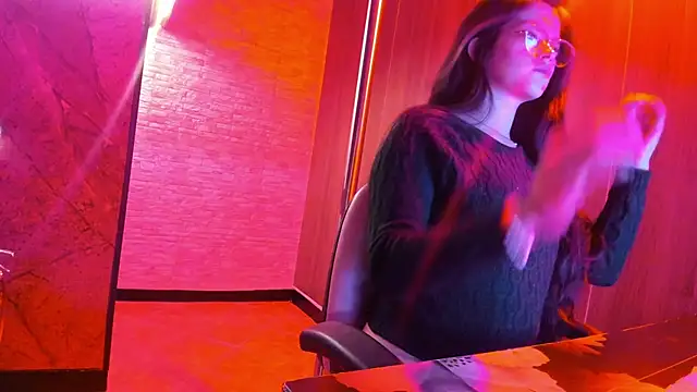 Sara valderrama  online show from 01-10-26, 02:07