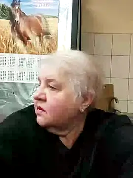 Snapshot of HapinessLovee chatting on 01-13-26, 07:56 HapinessLovee online show from 01-13-26, 07:56