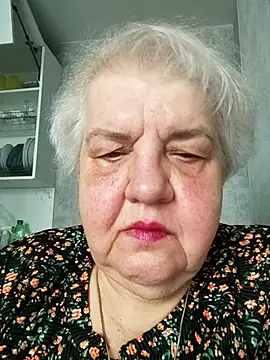 HapinessLovee online show from 05-18-26, 07:24