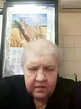 Snapshot of HapinessLovee chatting on 01-12-26, 08:32 HapinessLovee online show from 01-12-26, 08:32