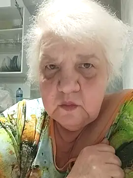 HapinessLovee online show from 04-14-26, 07:52