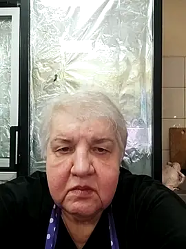 Snapshot of HapinessLovee chatting on 12-18-25, 09:03 HapinessLovee online show from 12-18-25, 09:03