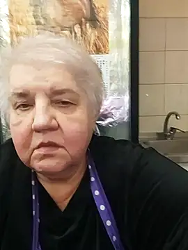 Snapshot of HapinessLovee chatting on 01-08-26, 11:16 HapinessLovee online show from 01-08-26, 11:16