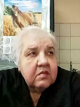 Snapshot of HapinessLovee chatting on 01-10-26, 12:44 HapinessLovee online show from 01-10-26, 12:44