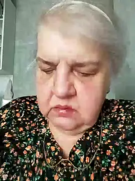 HapinessLovee online show from 04-18-26, 12:51