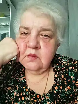 HapinessLovee online show from 05-04-26, 10:51