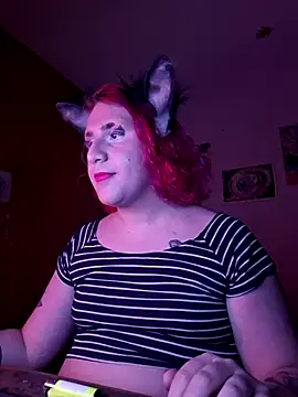 alien ate red online show from 12-16-25, 08:57