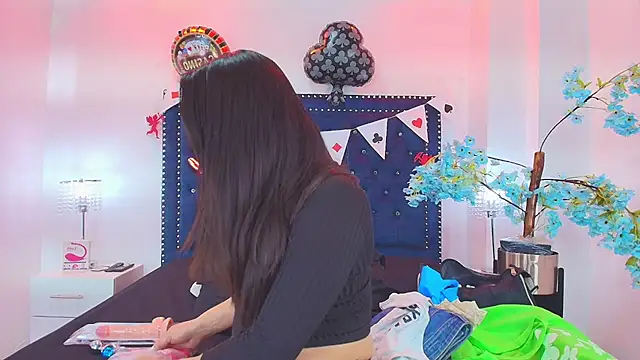 Snapshot of Velora_nigth chatting on 02-18-26, 12:12 Velora nigth online show from 02-18-26, 12:12