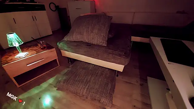 mindfvkc online show from 04-18-26, 03:53