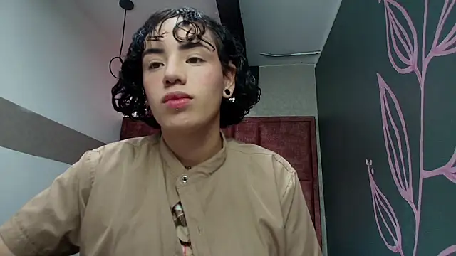 Kiara Fox   online show from 05-02-26, 09:42