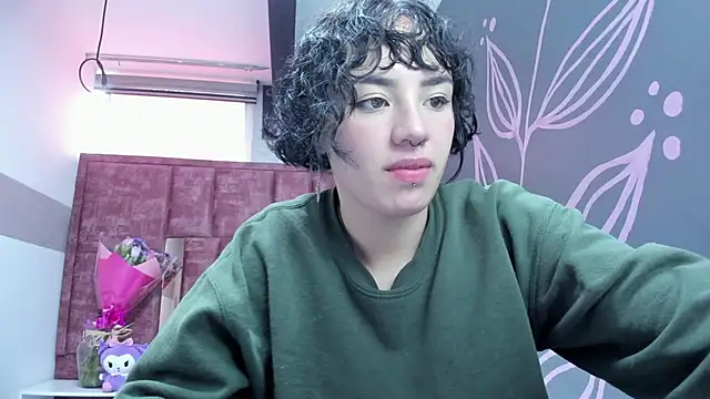 Kiara Fox   online show from 03-02-26, 09:11