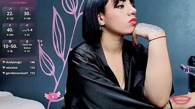 Kiara Fox   online show from 02-13-26, 07:52