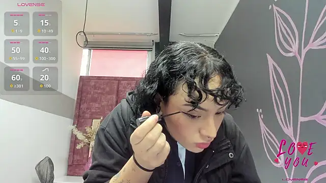 Kiara Fox   online show from 03-16-26, 08:33