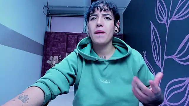 Kiara Fox   online show from 03-15-26, 10:44