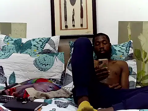 BloodmoonAlpha 1 online show from 12-04-25, 10:31