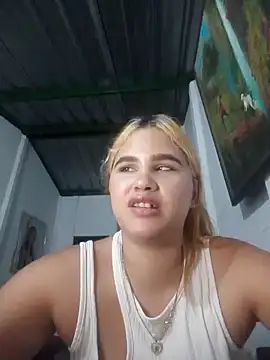 Snapshot of sexoutdoors219 chatting on 02-18-26, 12:19 sexoutdoors219 online show from 02-18-26, 12:19