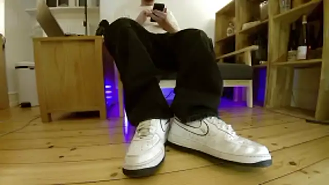 Snapshot of jonas_camboy chatting on 02-24-26, 05:25 jonas camboy online show from 02-24-26, 05:25