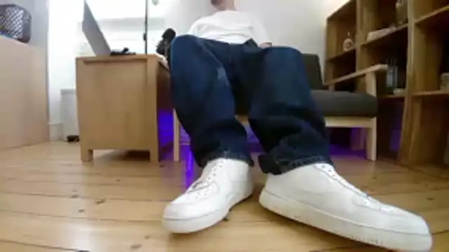 Snapshot of jonas_camboy chatting on 02-21-26, 03:14 jonas camboy online show from 02-21-26, 03:14