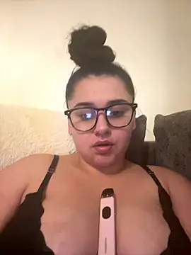 Wild Busty Niyah XX online show from 01-13-26, 09:41