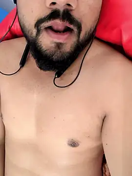 Snapshot of sexytomdev chatting on 01-08-26, 05:02 sexytomdev online show from 01-08-26, 05:02