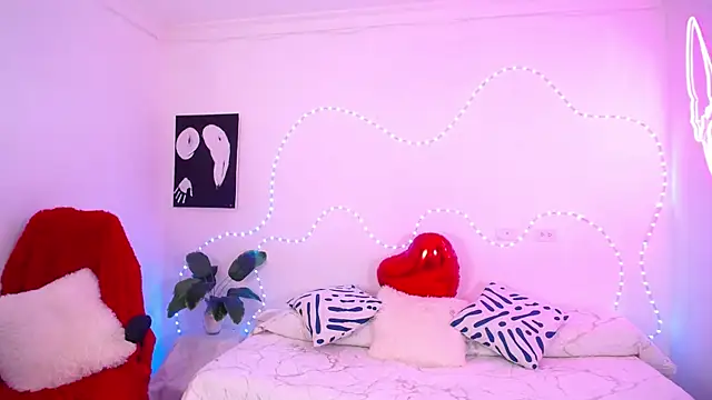 Snapshot of Sofia_tgn chatting on 02-19-26, 06:27 Sofia tgn online show from 02-19-26, 06:27