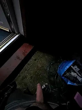 Snapshot of Ronnieedge chatting on 12-23-25, 03:06 Ronnieedge online show from 12-23-25, 03:06