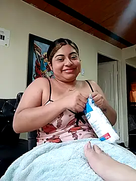 MariaPaula22  online show from 01-13-26, 06:12