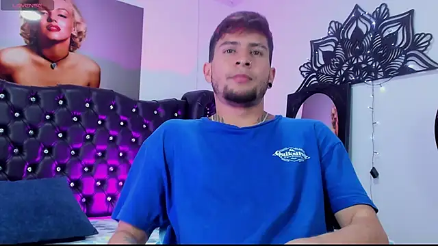 vaalentiino online show from 12-14-25, 10:26