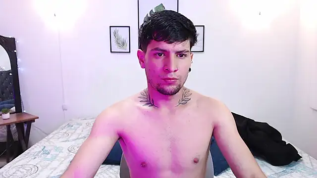 vaalentiino online show from 03-24-26, 03:12