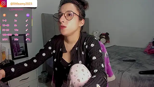 Snapshot of little__ammy chatting on 02-20-26, 11:01 little ammy online show from 02-20-26, 11:01