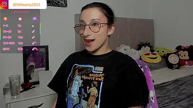 Snapshot of little__ammy chatting on 02-18-26, 11:12 little ammy online show from 02-18-26, 11:12