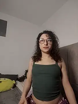 Snapshot of little__ammy chatting on 02-09-26, 04:32 little ammy online show from 02-09-26, 04:32